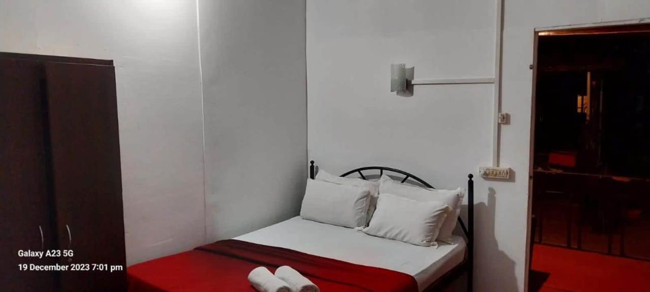 פאלולם Casa Beach Hut Resort מראה חיצוני תמונה