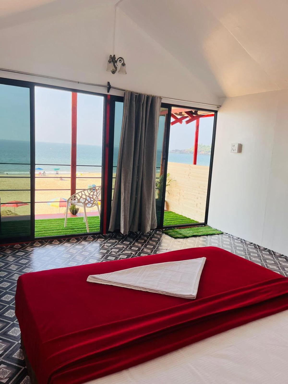 פאלולם Casa Beach Hut Resort מראה חיצוני תמונה