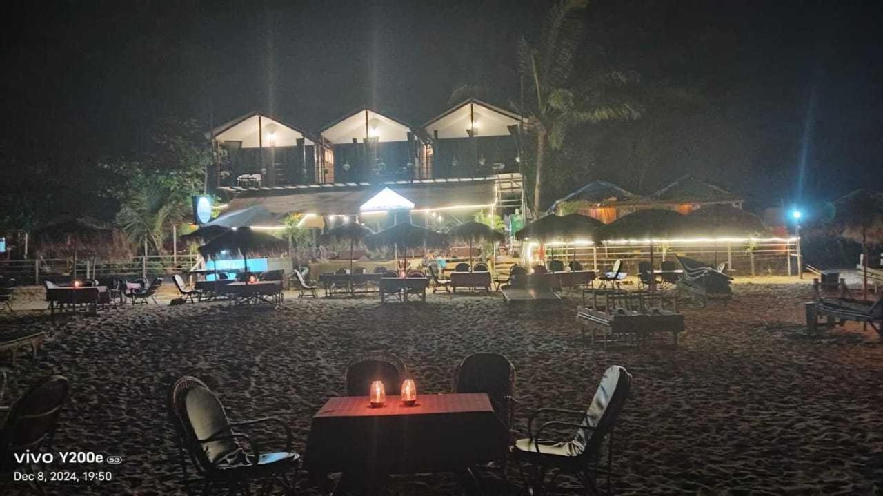 פאלולם Casa Beach Hut Resort מראה חיצוני תמונה