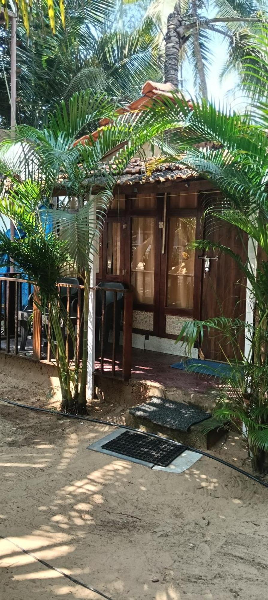 פאלולם Casa Beach Hut Resort מראה חיצוני תמונה